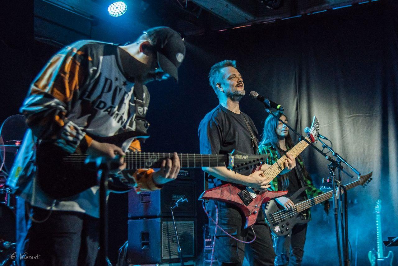 Фото Это аншлаг! Александр Пушной собрал полный зал на двухчасовом концерте в Новосибирске  — ФОТОРЕПОРТАЖ 4